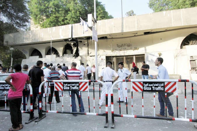 السيسي لوزراء حقائب الاقتصاد: اضبطوا الأسعار ووفروا الأدوية والوقود