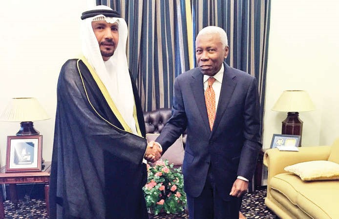 نائب رئيس تنزانيا يشيد بدور الكويت في دعم مشروعات التنمية في بلاده