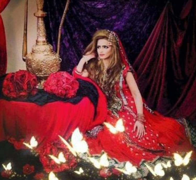 بالصور.. انتحار "عارضة أزياء مسلمة" بسبب إجبارها على الزواج القسري في بريطانيا