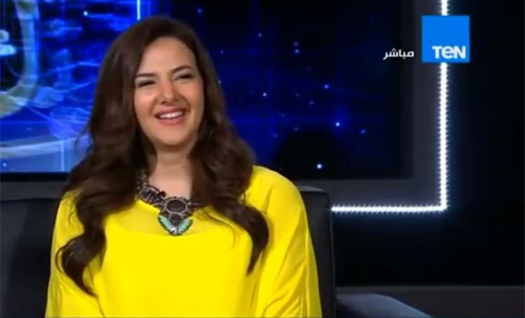 بالفيديو.. دنيا سمير غانم ضيفة زوجها الذي يحرجها على الهواء