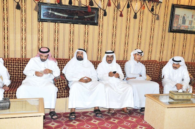 من الحضور 