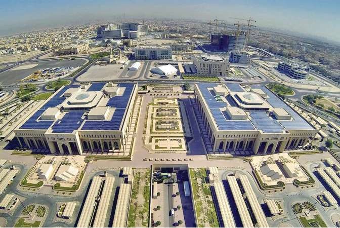 الالواح الكهروضوئية على اسطح وزارتي الكهرباء والاشغال تجربة مميزة تنتظر التعميم﻿