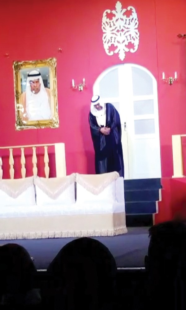 لحظة دخول الفنان القدير سعد الفرج