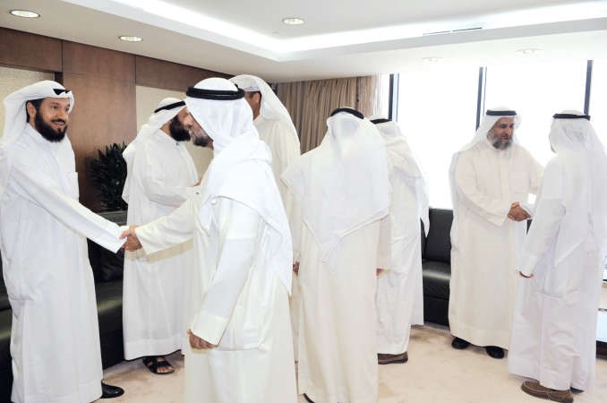 دبدر الزمانان ودوليد الشعيب في استقبال المهنئين