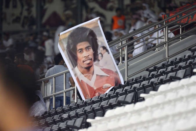 صورة لمنصور مفتاح على المدرجات 