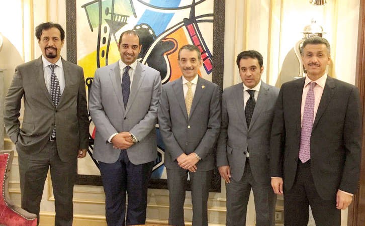  الشيخ محمد العبدالله والسفير الشيخ علي الخالد والقنصل العام عبدالناصر بوخضور والمفوض العام لدى اكسبو ووكيل وزارة الاعلام طارق المزرم ﻿