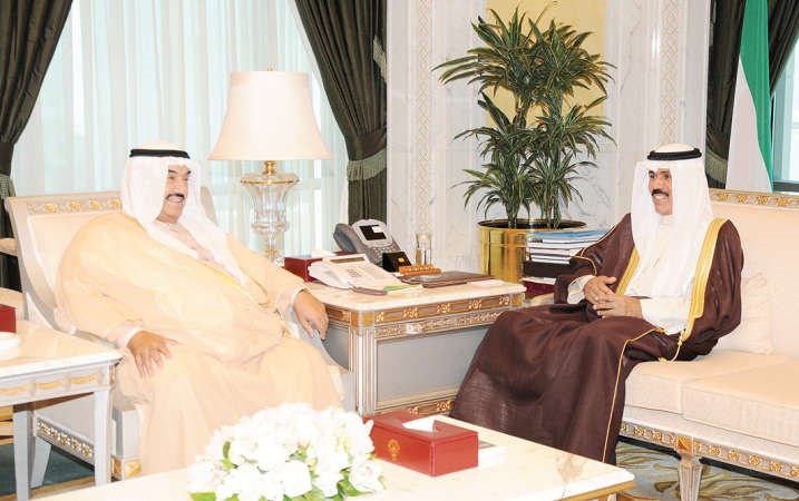 سمو نائب الامير وولي العهد الشيخ نواف الاحمد مستقبلا سمو الشيخ ناصر المحمد ﻿