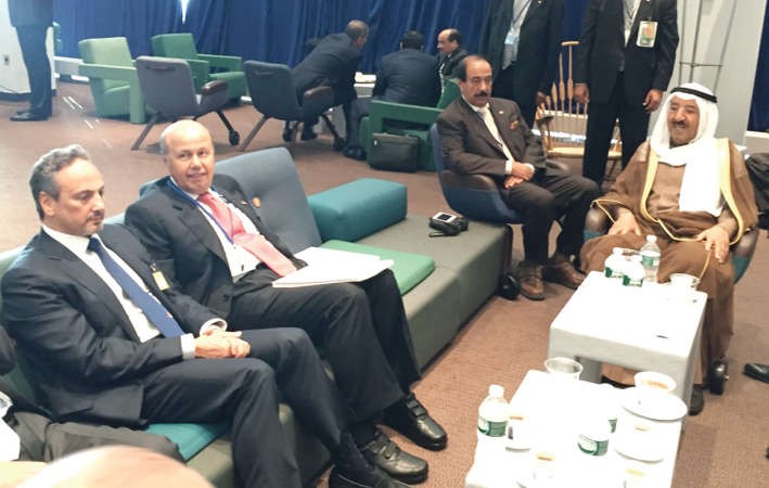 صاحب السمو الامير الشيخ صباح الاحمد والشيخ مبارك الجابر واحمد فهد الفهد والشيخ سالم العبدالله﻿