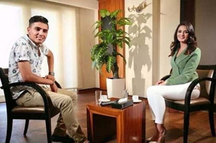 بالصور.. هذه هي خطيبة الفنان محمد عساف