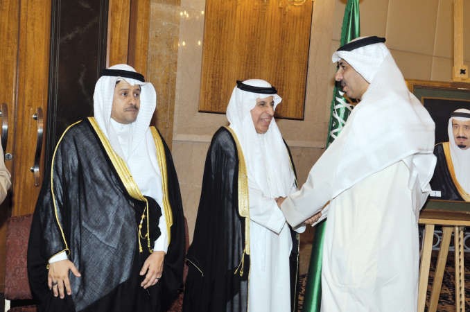 مرزوق الخرافي مهنئا