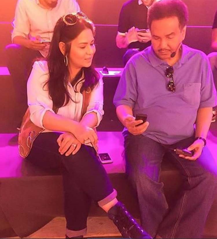 شاهد.. صورة نوال الكويتية مع محمد عبده تستفز فنانين عرب