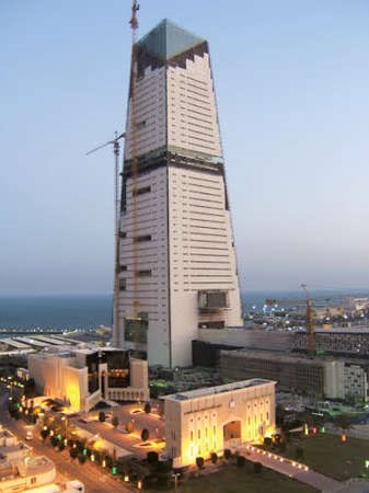 نمو ودائع القطاع المصرفي 5.4% 