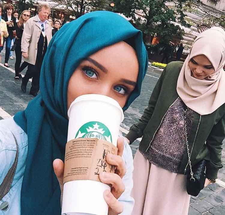 بالصور.. محجبة صاحبة أجمل عينين على "إنستغرام"