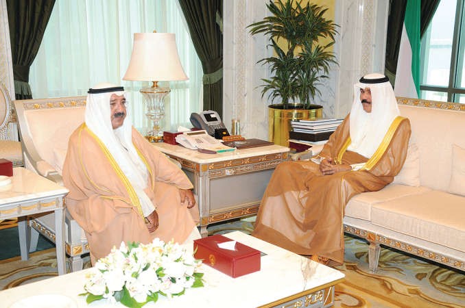 سمو نائب الامير وولي العهد الشيخ نواف الاحمد مستقبلا
الشيخ ناصر صباح الاحمد