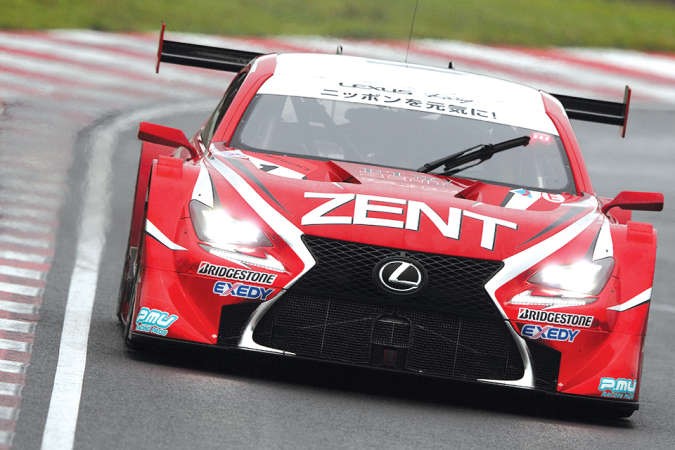 «بتروناس توم RC F» يحقق المركز الأول في سباقات «أوتوباكس 2015» لفئة «سوبر جي تي 500»