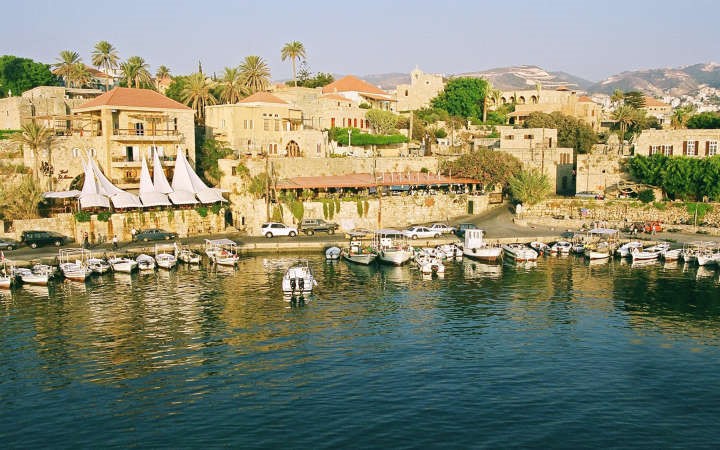 «تانغو الخريف» في جبيل
