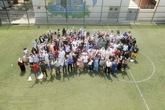 طلاب برنامج اللغة الانجليزية المكثف مع اعضاء هيئة التدريس ﻿