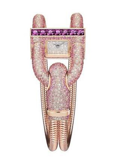 Van CleefArpels Cadenasالسعر 244 الف و700 دولار
