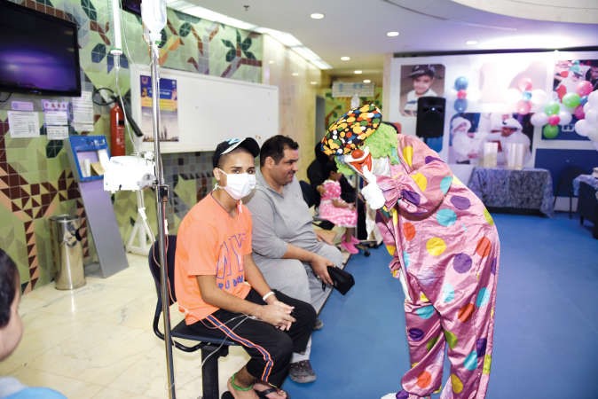اللجنة ساهمت في رسم البسمة على الاطفال