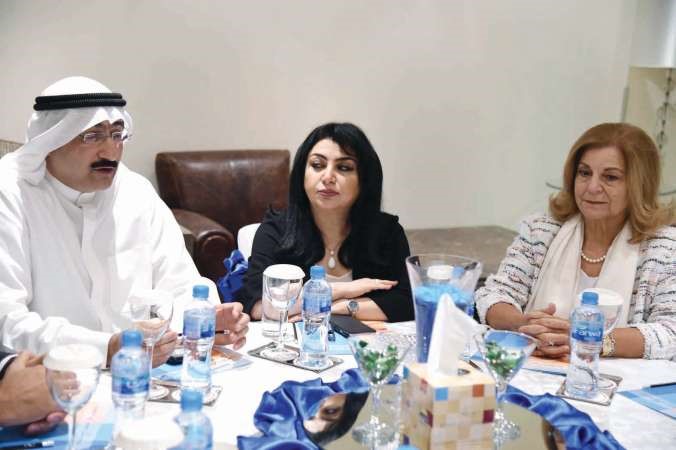 نبيلة عبداللاه ود ماجدة الصالح ود وليد الضاحي