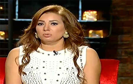 بالفيديو.. الممثلة المصرية انتصار: خلي الشباب يصبروا نفسهم بالأفلام الإباحية.. وانا كمان بتفرج عليها 