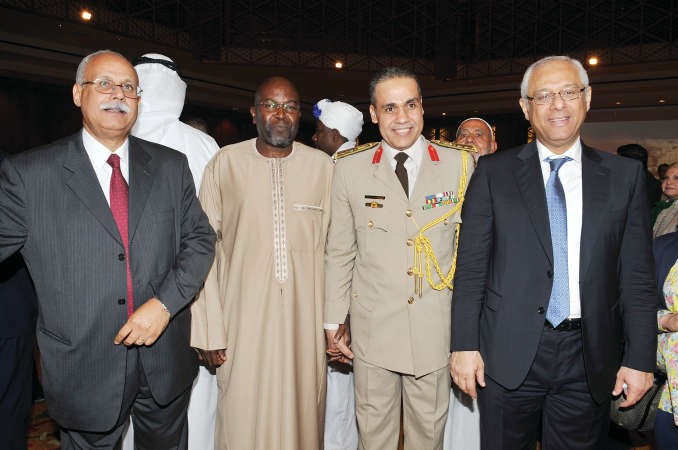 مباركة من عميد السلك الديبلوماسي السفير السنغالي عبدالاحد امباكي والزميل شوقي محمود