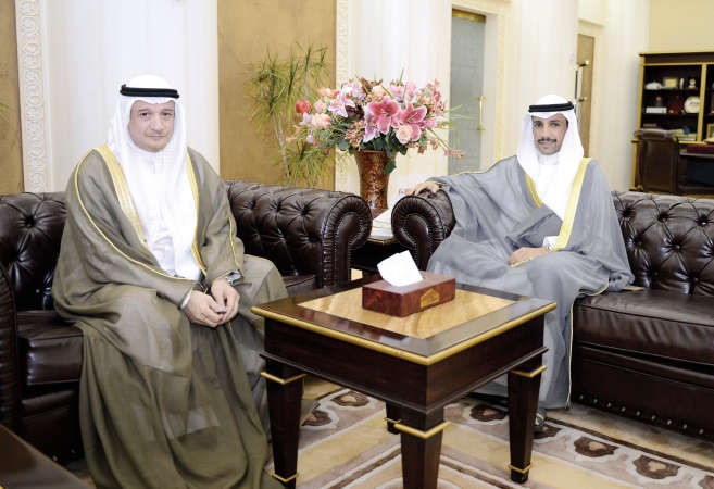 رئيس مجلس الامة مرزوق الغانم خلال استقباله سفيرنا لدى اليونان سعود الدويش