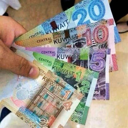 استقرار نسبي لاسعار صرف الدولار والدينار خلال الربع الثالث