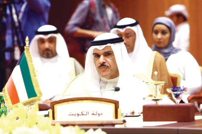 الشيخ سلمان الحمود خلال اجتماع وزراء السياحة بدول مجلس التعاون﻿