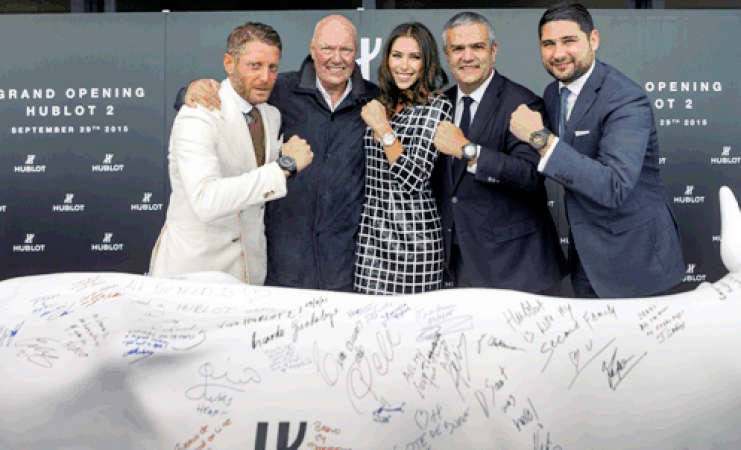 سفيرا Hublot لابو ألكان وبيليه حضرا تدشين المصنع الثاني للماركة