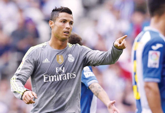 نافاس اشاد بامكانيات زميله في ريال مدريد البرتغالي رونالدو