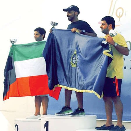الرائد بحري ماحمد فوزي العامر على منصة التتويج﻿