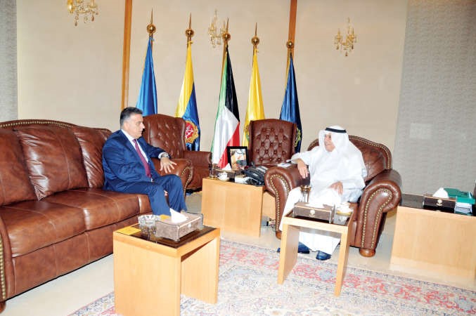 الشيخ خالد الجراح مستقبلا المدير العام للامن العام اللبناني اللواء عباس ابراهيم