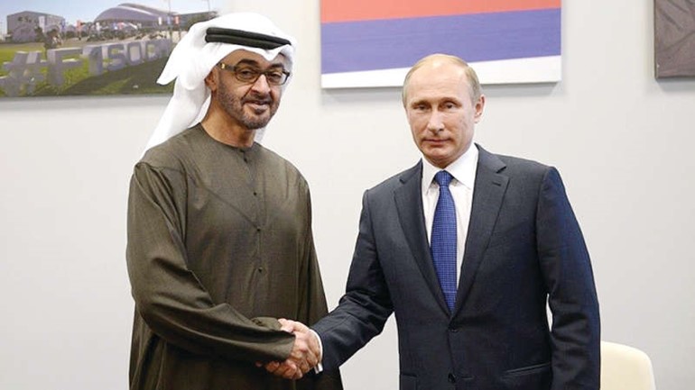 الرئيس الروسي مستقبلا صاحب السمو الشيخ محمد بن زايد ال نهيان ولي عهد ابوظبي نائب القائد الاعلى للقوات المسلحة	وام﻿