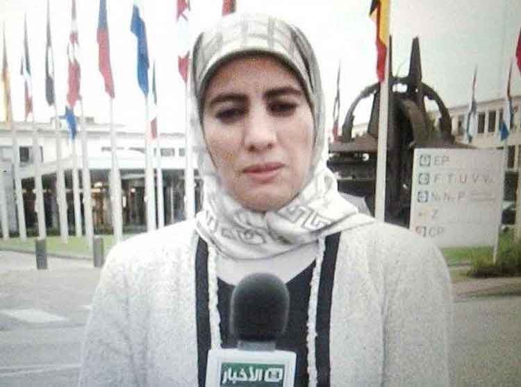 مراسلة التلفزيون السعودي ترفض خلع الحجاب لتغطية اجتماع حلف الناتو ببروكسل