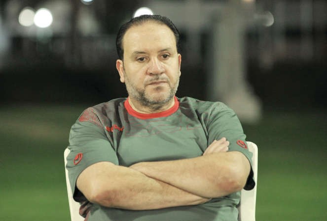 ما هو مصير مدرب الأزرق معلول في خضم الأزمة الرياضية ؟