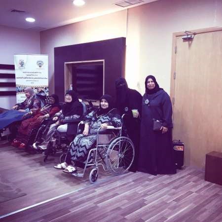 عدد من المسنات داخل المركز