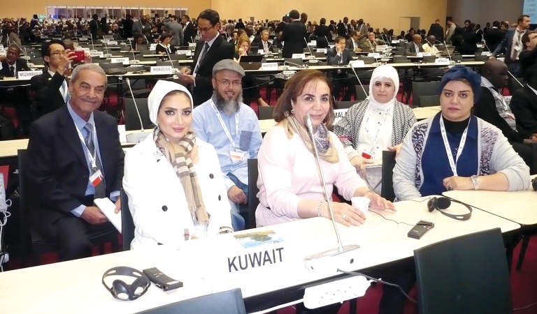الوفد الكويتي خلال الاجتماع