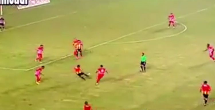 بالفيديو.. لاعب تونسي يسجل هدفا عالميا بعد دقيقتين من نزوله