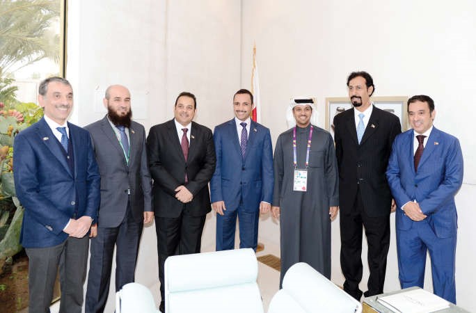 رئيس مجلس الامة مرزوق الغانم ويعقوب الصانع والسفير الشيخ علي الخالد وعلام الكندري وفيصل المتلقم وعبدالناصر بوخضور