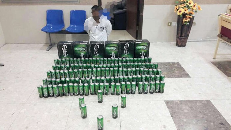 المروج وامامه البيرة المضبوطة 