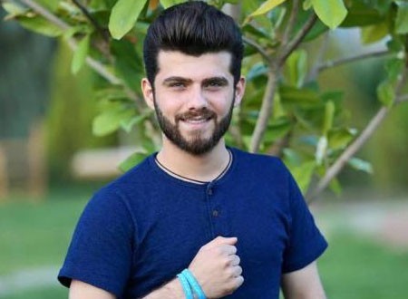 عمار الكوفي ينشر أول صورة لوالده.. شاهد