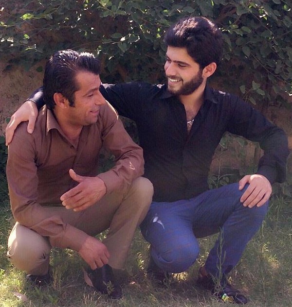 عمار الكوفي ينشر أول صورة لوالده.. شاهد