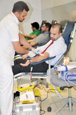 موظفو  «نيسان البابطين» يتبرعون بالدم