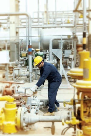 منافسة شرسة لتطوير 4 حقول نفط وغاز