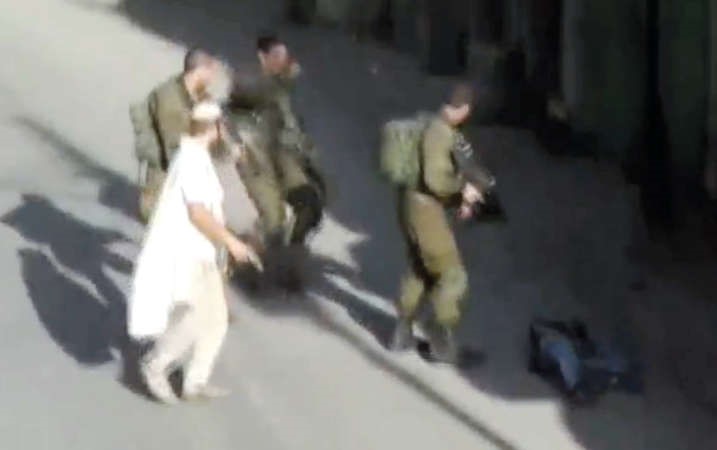 هجمات «الطعن» تتواصل: استشهاد 3 فلسطينيين في القدس المحتلة والخليل