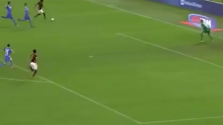 بالفيديو.. معلق إيطالي يفقد صوابه..احتفالاً بهدف المصري صلاح