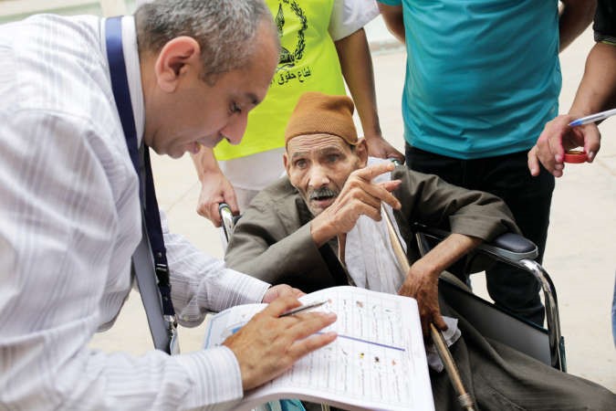 لكبار السن والسيدات التواجد الاكبر في التصويت على مدار يومي المرحلة الاولى اپ