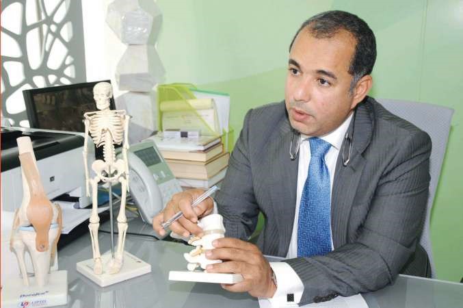 د عبدالرزاق العبيد استشاري جراحة العظام محمد خلوصي
