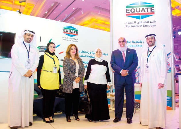جانب من مشاركة ايكويت في المعرض وتبدو الوزيرة هند الصبيح﻿